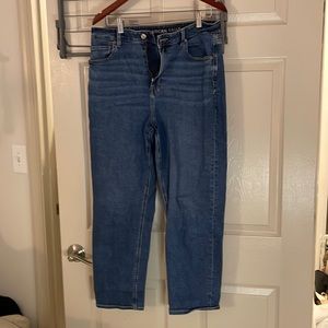 Like New American Eagle Mom Jeans